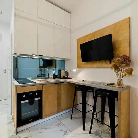 łąkowa Charming By Bookinghost *