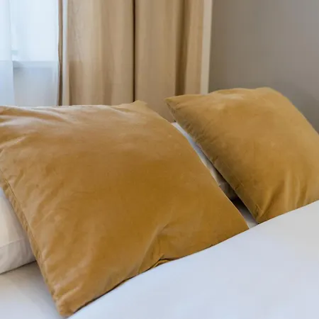 łąkowa Charming By Bookinghost