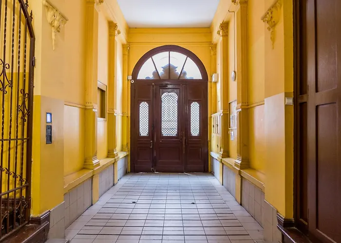 Apartament łąkowa Charming By Bookinghost *