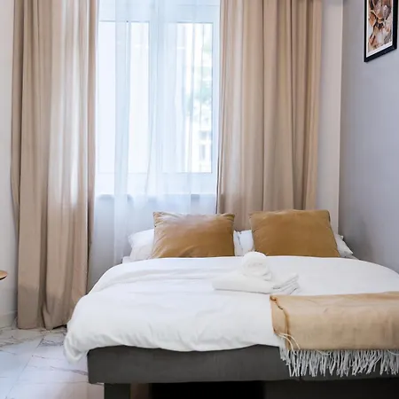 Apartment Lakowa Charming By Bookinghost *